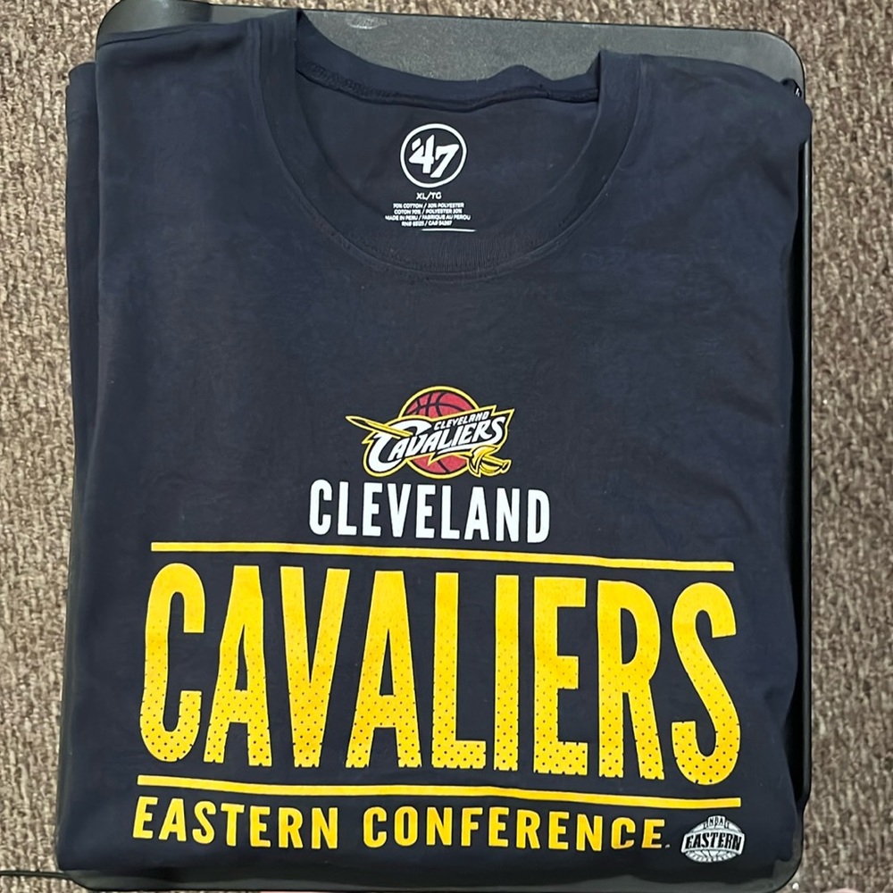 Size‎ XL Cleveland Cavalier T-Shirt Eastern Conference